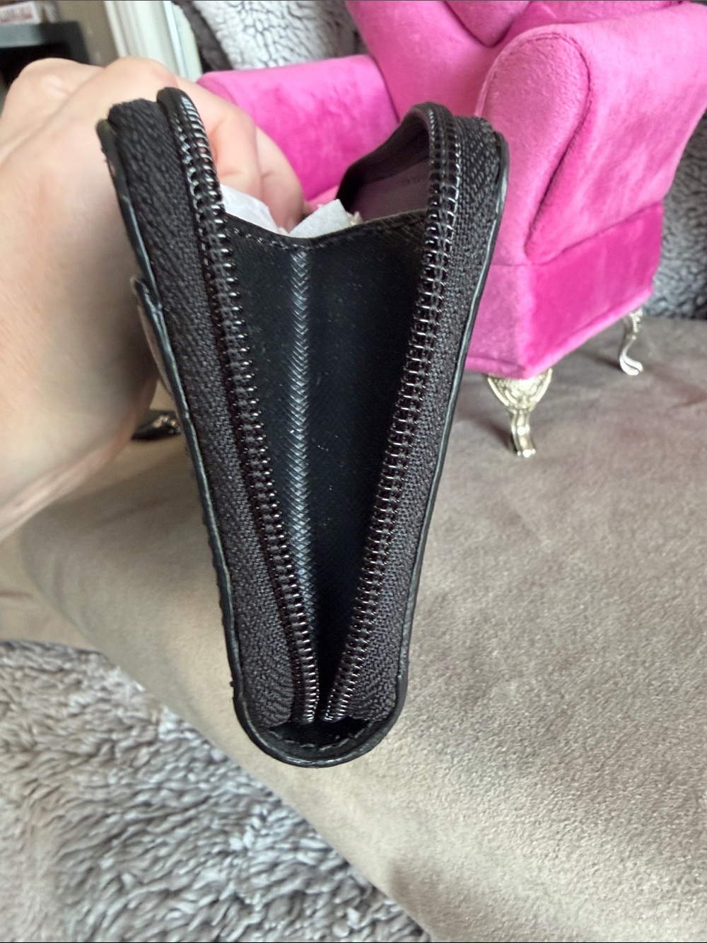 Coach Black Leather FULL Zip Wristlet Wallet with Silver Logo - Picture 7 of 7
